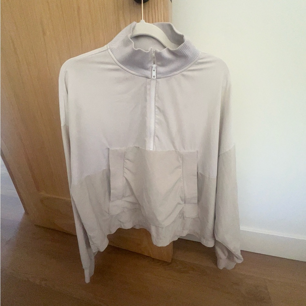 ALO white and beige Quarter-Zip Pullover